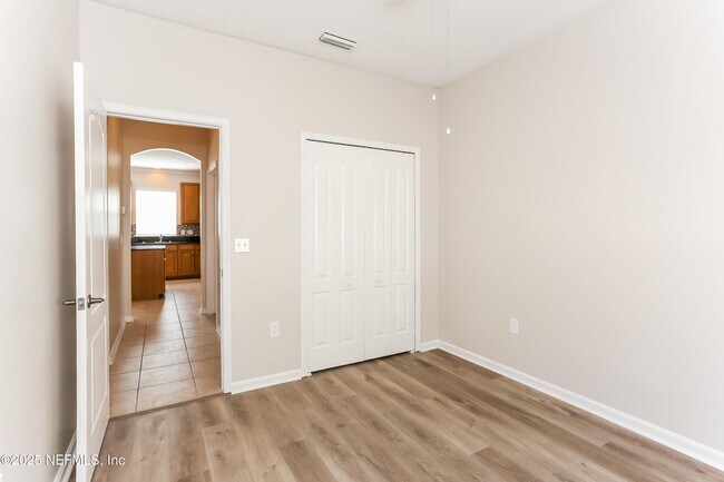 Building Photo - 11771 Alexandra Dr