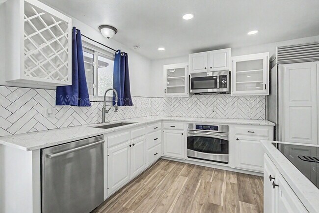 Building Photo - 17805 E Kansas Pl