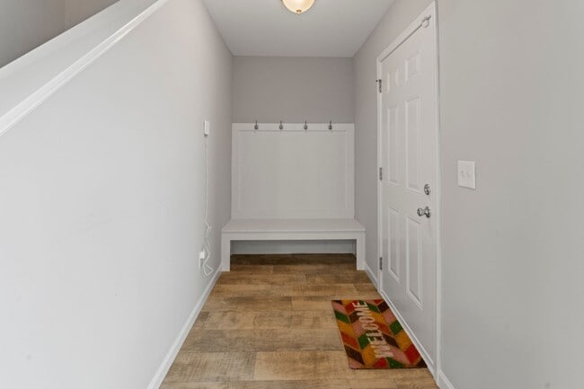 Building Photo - COMING SOON! Spacious 4-Bed Grand Blanc Home with Modern Comfort