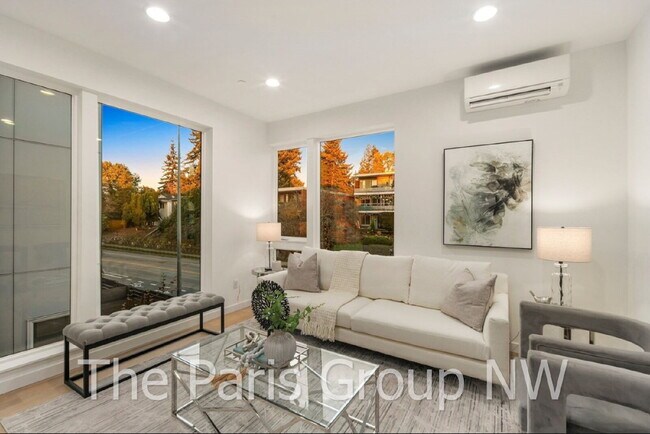Building Photo - Mod Light-Filled 2023 West Seattle TH * Rooftop Deck, A/C & 3 Bedrooms
