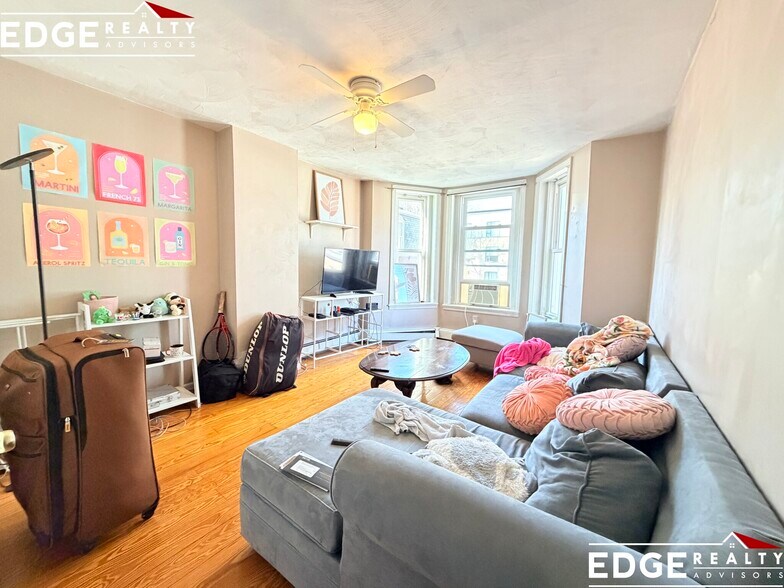 Building Photo - 15 Sewall St