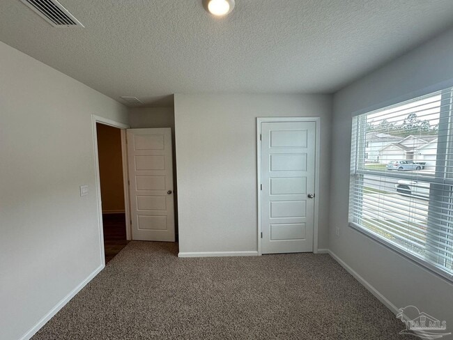 Building Photo - 1929 High Rdg Ct