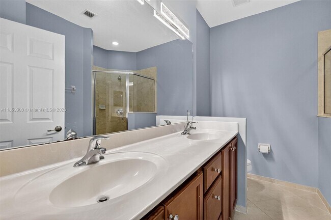 Building Photo - 14747 SW 25th Ln