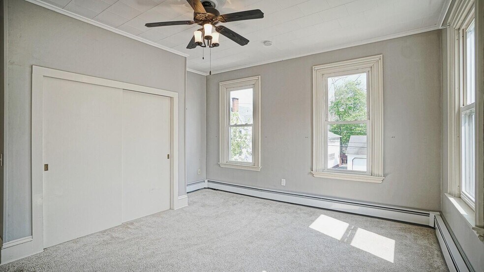 Bedroom - 84 High St