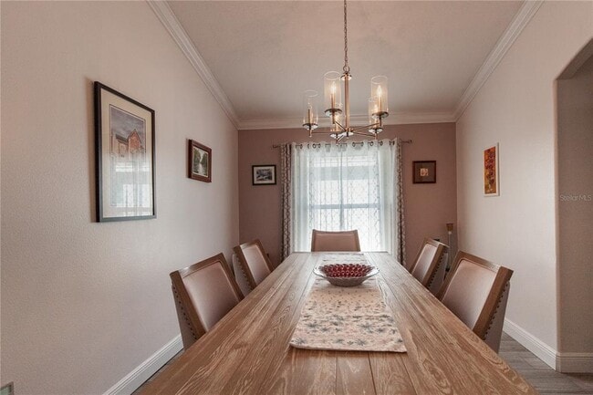 Building Photo - 16204 Nottingham Park Way