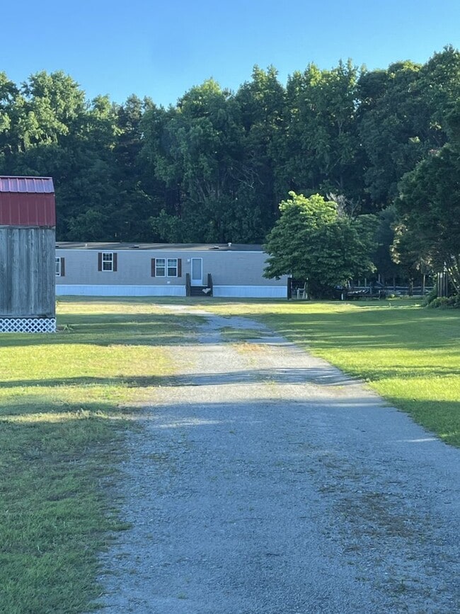 Building Photo - 411 Proctor Farm Rd