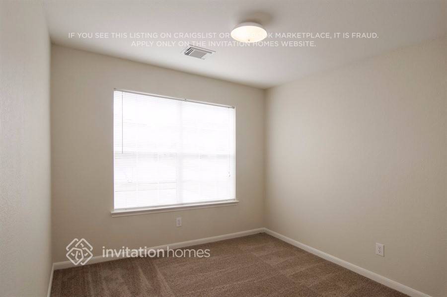 Building Photo - 8119 White Arbor Ct