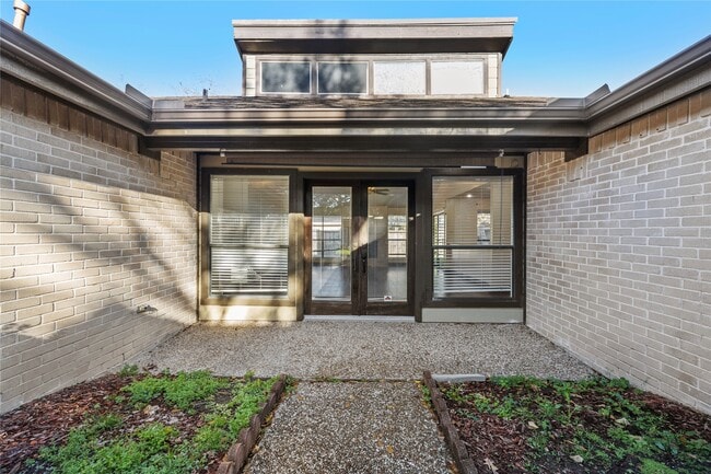 Building Photo - 3307 Ashfield Dr