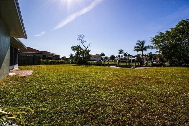 Building Photo - 5302 Malibu Ct