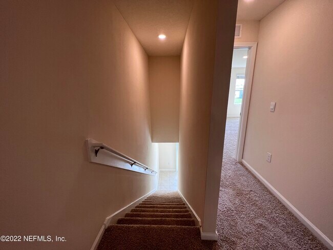 Building Photo - 12781 Veterans Ct
