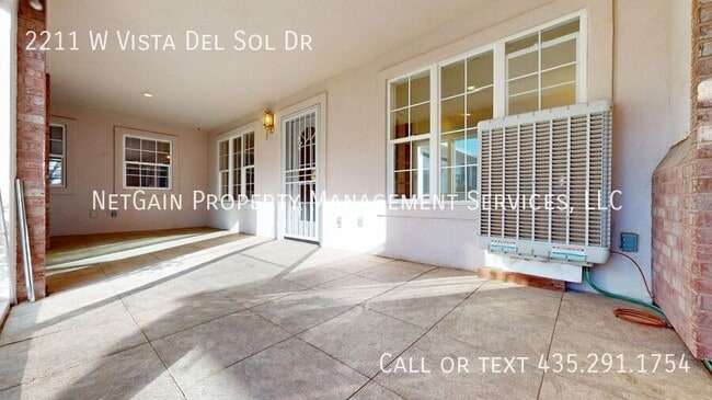 Building Photo - 2211 W Vista Del Sol Dr