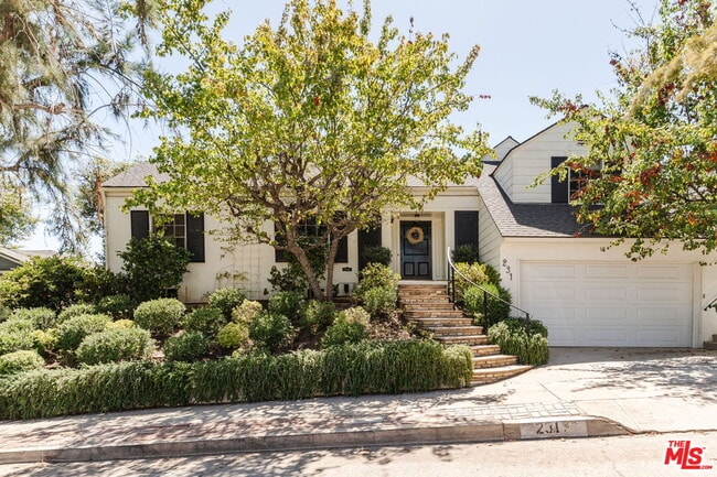 Primary Photo - 231 S Thurston Ave