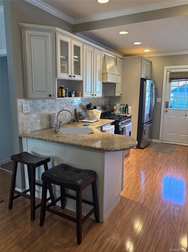 Building Photo - 176 Garfield Ave