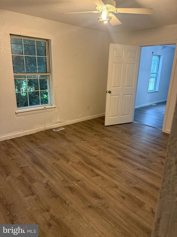 Building Photo - 1117 Beautiful St