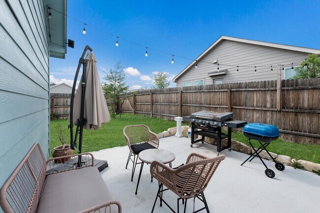 Building Photo - 14727 Bolinger Ml