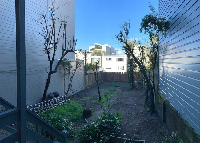 Building Photo - 2444-2446 Fulton