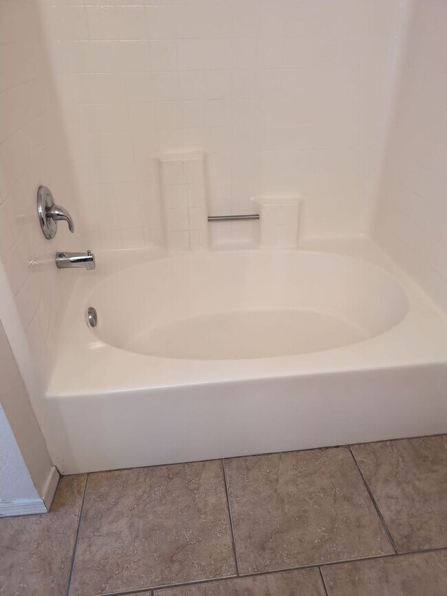 Building Photo - 73 S Cypress Ct