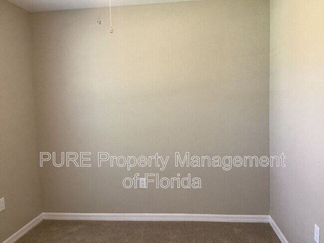 Building Photo - 2945 SW 148 Ct