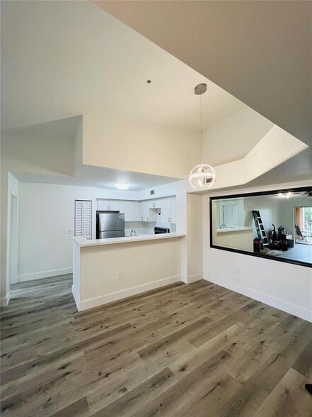 Building Photo - 2113 Renaissance Blvd