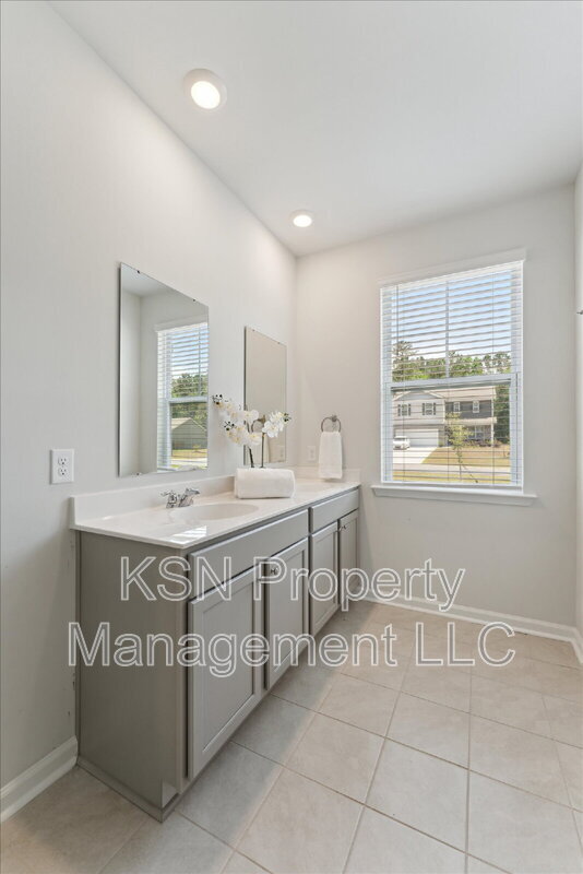 Building Photo - 238 Sage Fld Dr