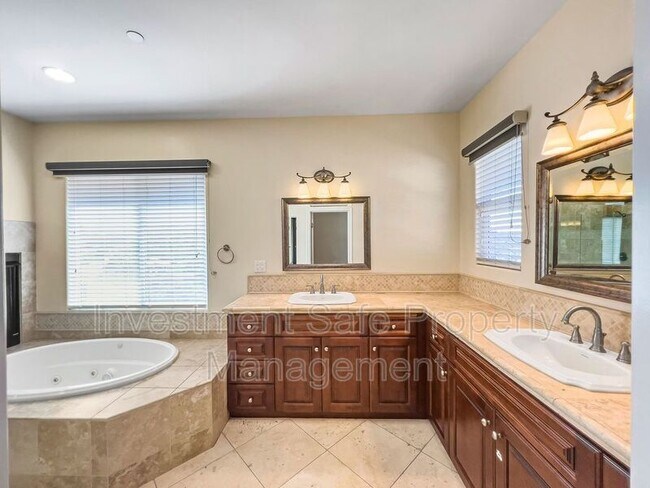 Building Photo - 3677 Bonita Ranch Ct