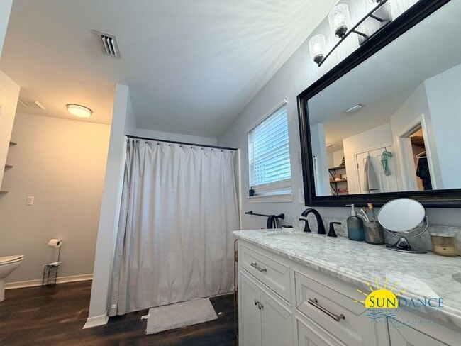 Building Photo - Great 3 Bedroom Home in Crestview!