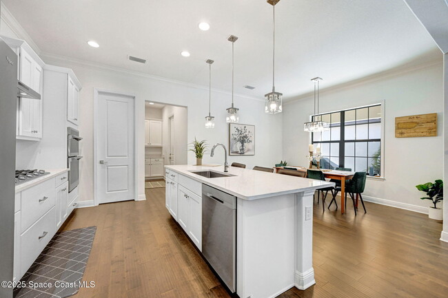 Building Photo - 2366 Addison Dr