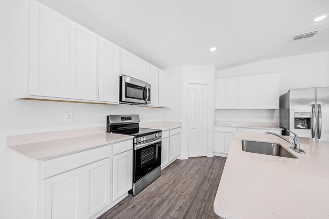 Building Photo - 14491 NW 165th Rd