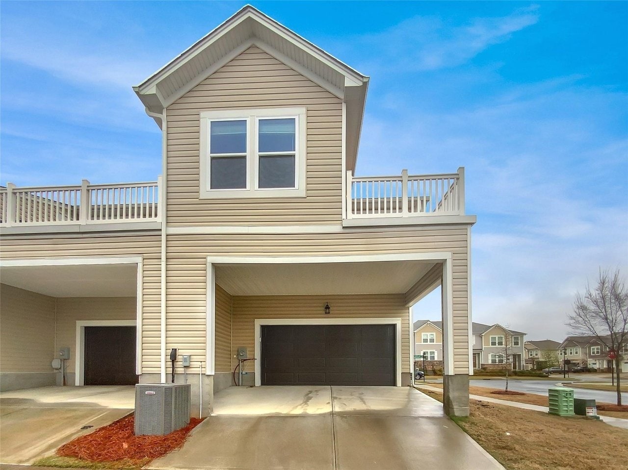 Building Photo - 11052 Chalkbark Ln