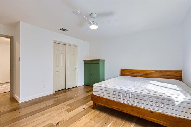 Building Photo - 13205 Kepler Cove