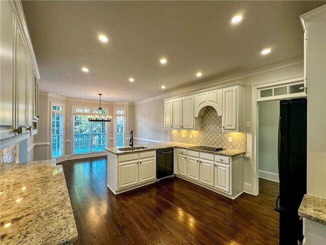 Building Photo - 2660 Coachmans Cir