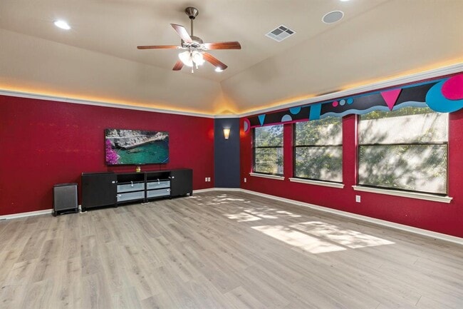 Building Photo - 20921 Windmill Ridge St