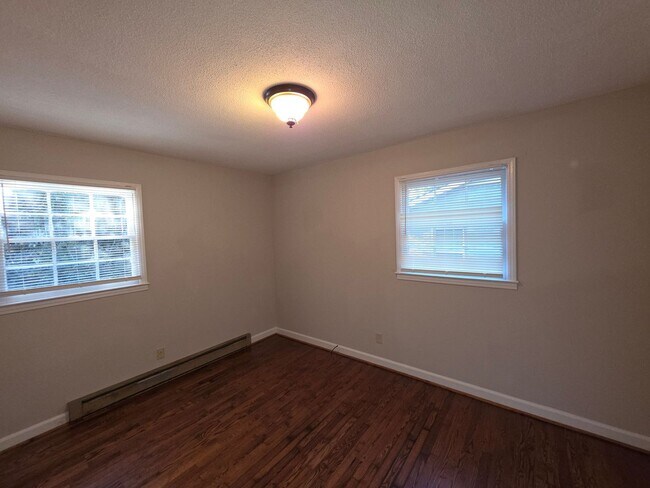 Building Photo - 2921 Coronet Way