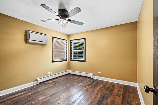 Building Photo - 2128 N Harlem Ave
