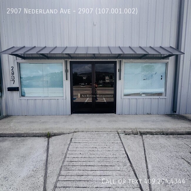 Building Photo - 2907 Nederland Ave