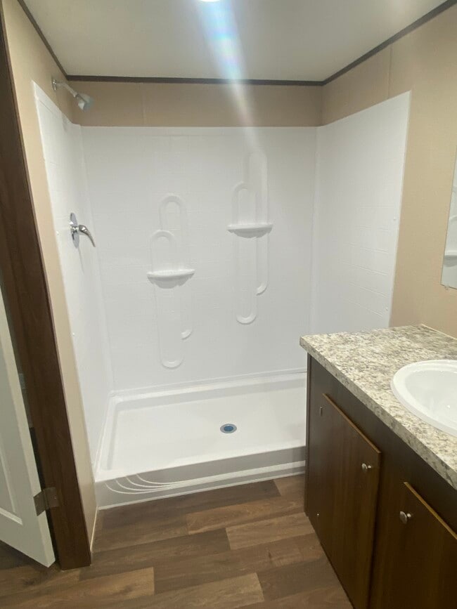 Building Photo - 339 Water Brook Dr