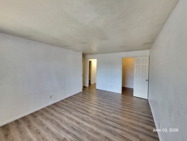 Building Photo - 4456 Buena Vista Dr
