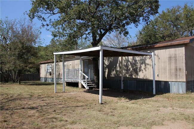 Building Photo - 122 Blue Flame Rd