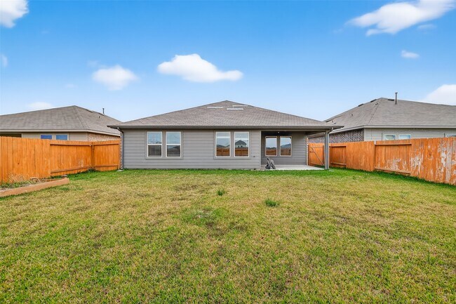 Building Photo - 20926 Belmont Village Wy