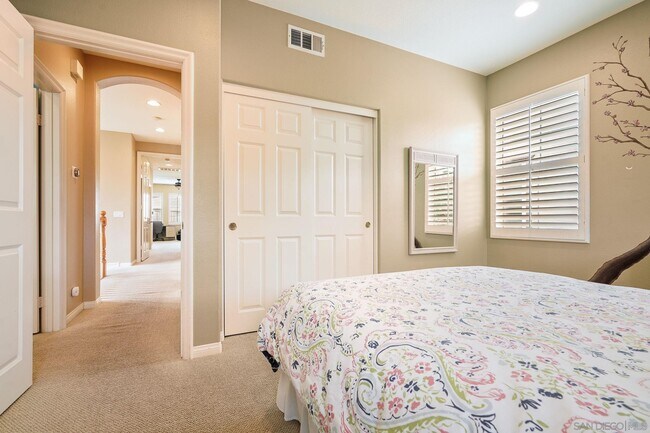 Building Photo - 43 Topanga