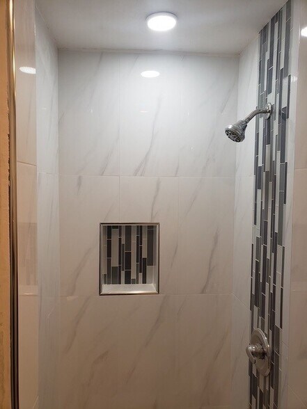 Bathroom shower - 4219 Creed Ave