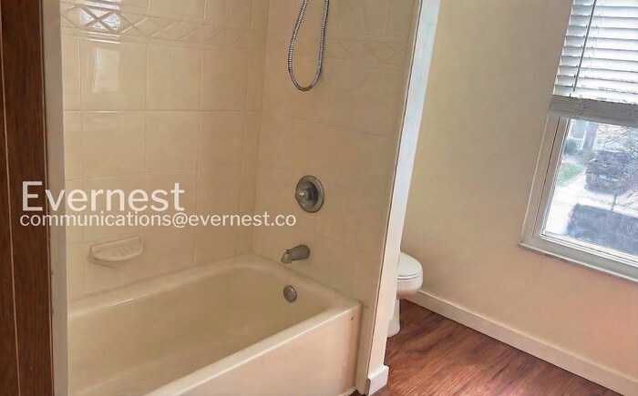 Building Photo - 2566 Edencreek Ln