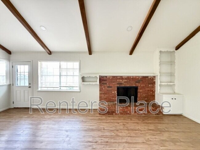 Building Photo - 9022 E 30th St