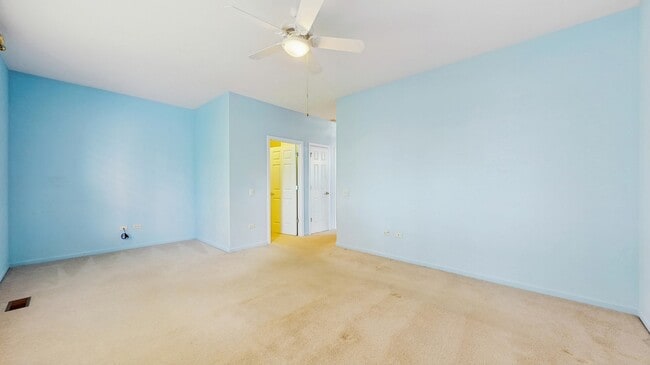Building Photo - 12214 Plum Grove Rd