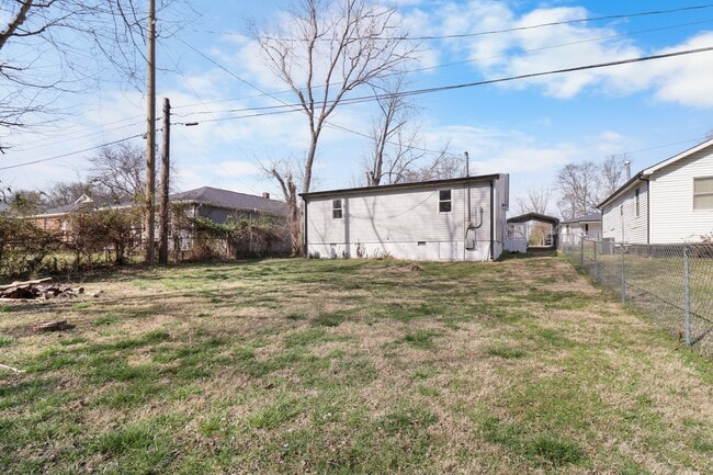 Building Photo - 106 Stacker Dr