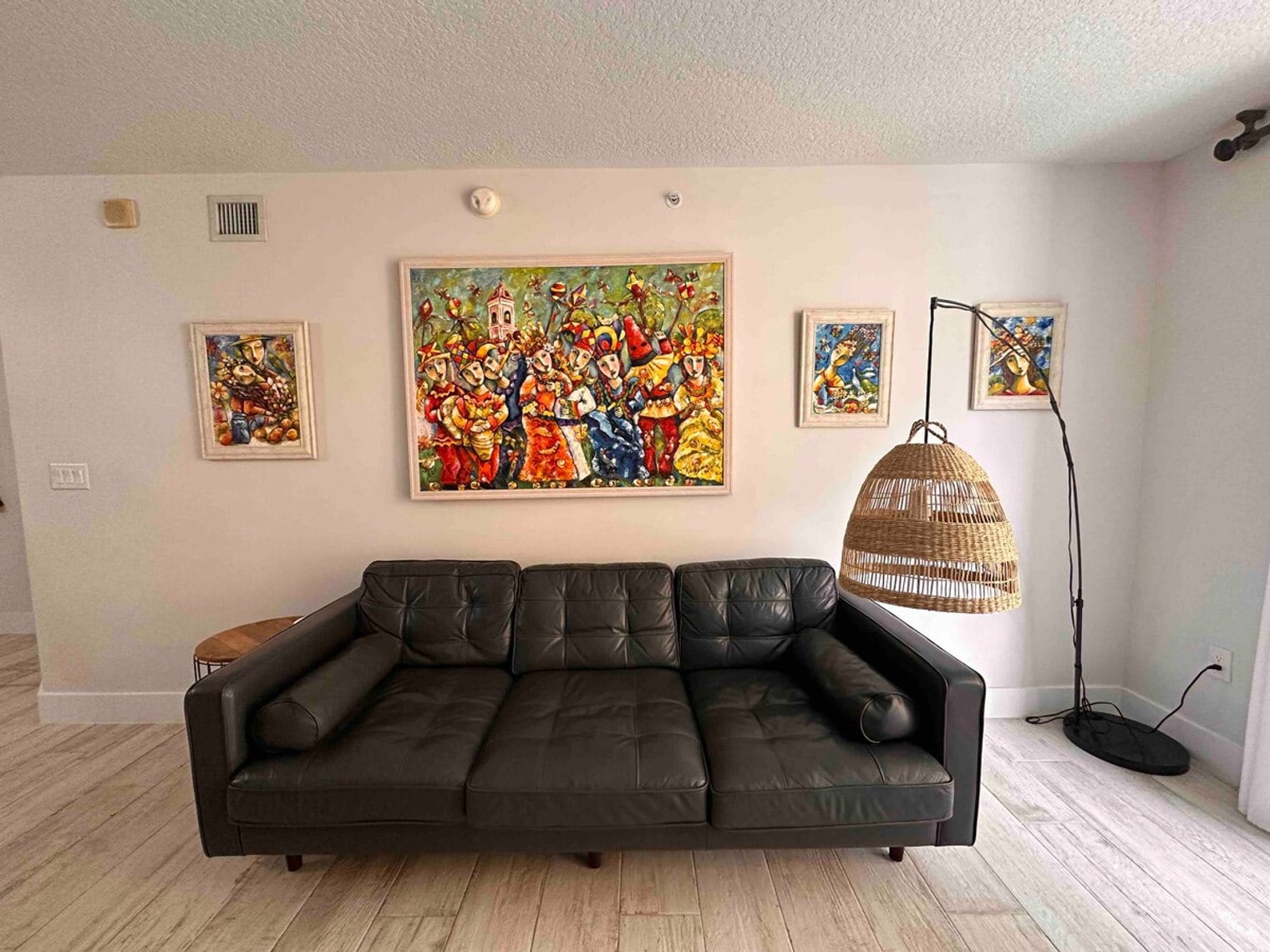 Building Photo - 3140 S Ocean Dr