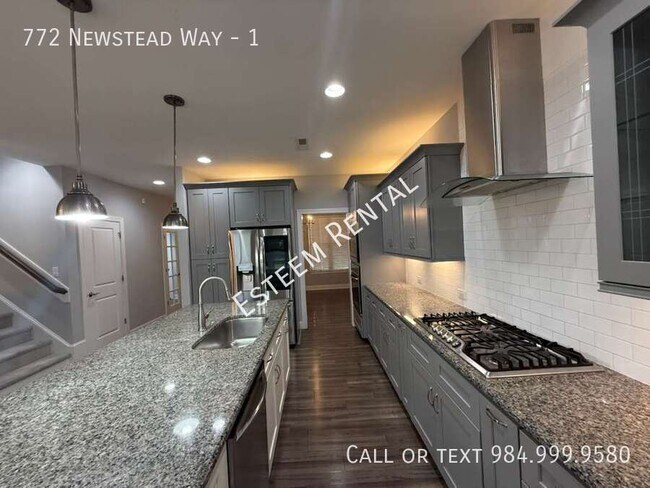 Building Photo - 772 Newstead Way
