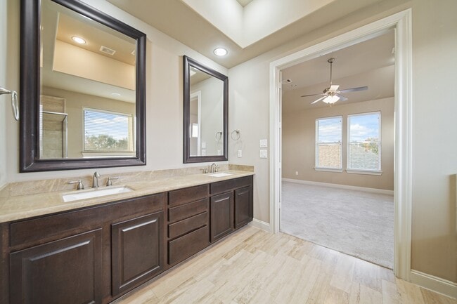 Building Photo - 1250 W 23rd St