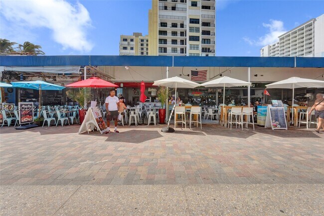 Building Photo - 1600 S Ocean Dr