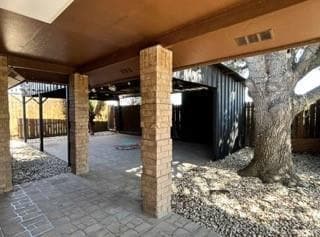 Building Photo - 25 Cll Tulipan